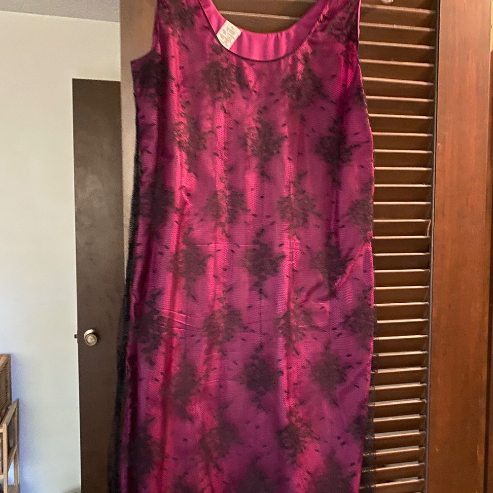 Donna Karan black lace overlay A-line sleeveless summer formal dress DRBEI903